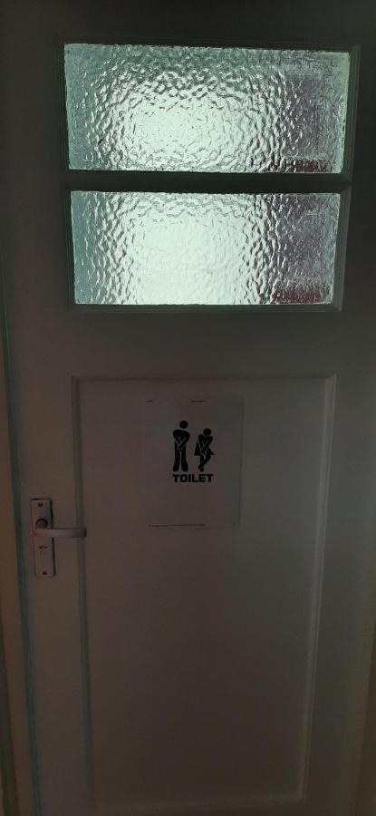 Nicole, Not For Parties, Not A Hotel, Room With Shared Bathroom, No Kitchen Amsterdam Dış mekan fotoğraf